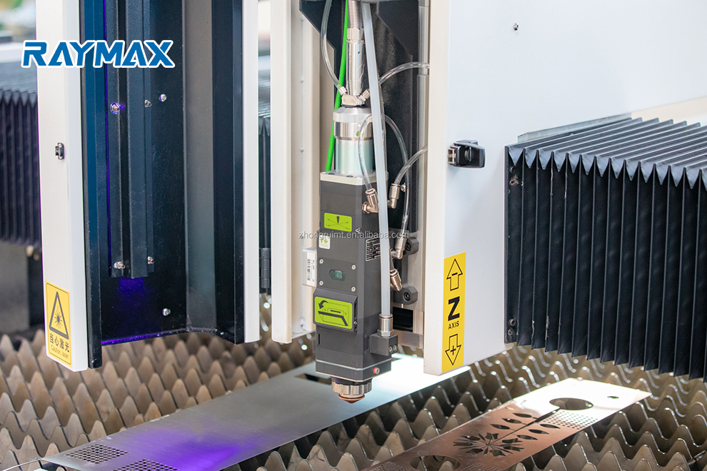 Máy cắt laser sợi quang hiện đại 1000W và 1500W để cắt tấm kim loại