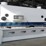 Máy cắt thủy lực CNC xuất khẩu sang Chile